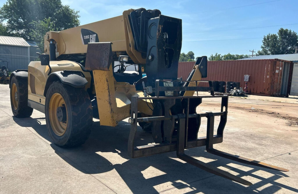 2013 Caterpillar TL1055C