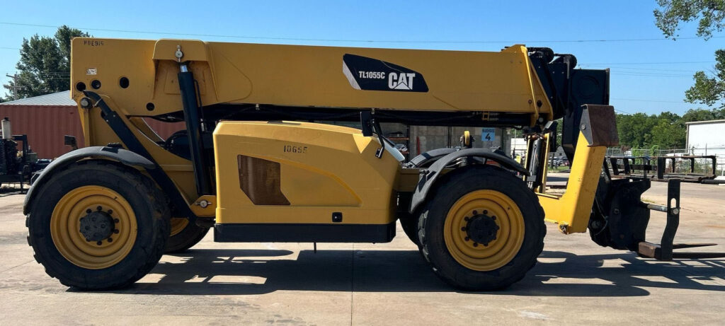 2013 Caterpillar TL1055C